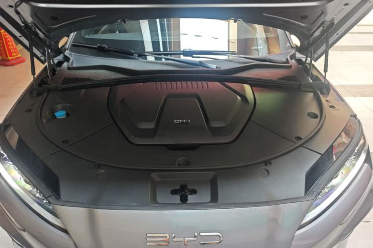 Used BYD Song PLUS New Energy 2024 HONOR Edition DM-i 150km Flagship PLUS Engine Bay