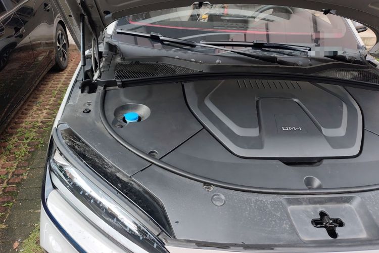 Used BYD Song PLUS New Energy 2024 HONOR Edition DM-i 71km Luxury Model Engine Bay Right