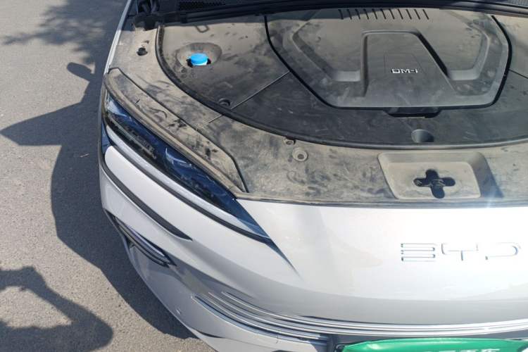 Used BYD Song PLUS New Energy 2024 HONOR Edition DM-i 71km Luxury Model Engine Bay Right
