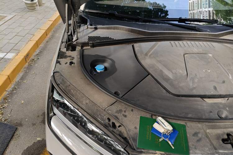 Used BYD Song PLUS New Energy 2024 Honor Edition EV 520km Luxury Model Engine Bay Right