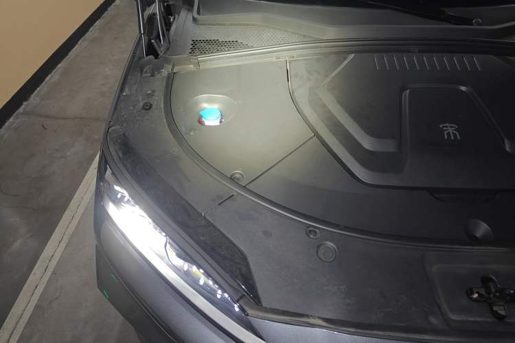 Used BYD Song PLUS New Energy 2024 Honor Edition EV 605km Flagship PLUS Engine Bay Right