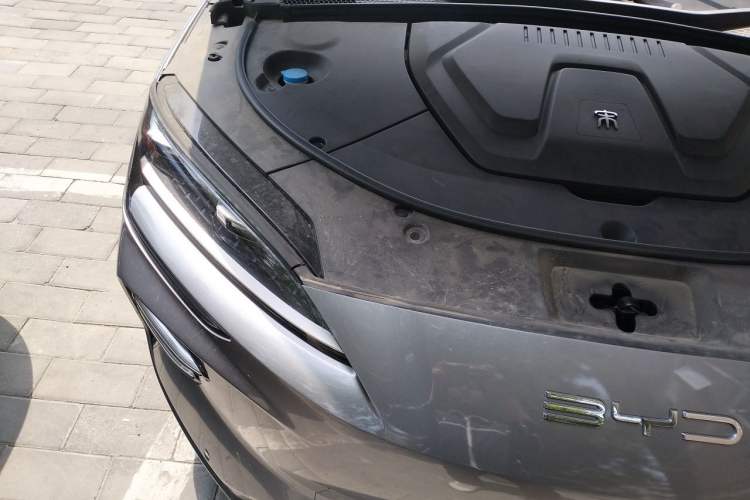 Used BYD Song PLUS New Energy 2024 Honor Edition EV 520km Flagship Model Engine Bay Right
