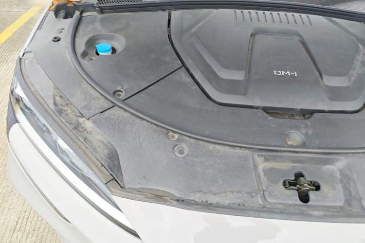 Used BYD Song PLUS New Energy 2024 HONOR Edition DM-i 110km Flagship Model Engine Bay Right