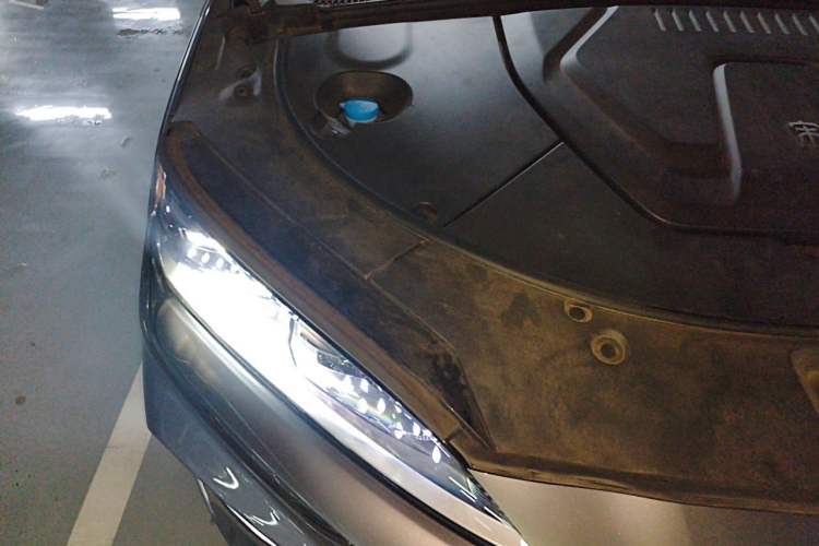 Used BYD Song PLUS New Energy 2024 Honor Edition EV 520km Luxury Model Engine Bay Right