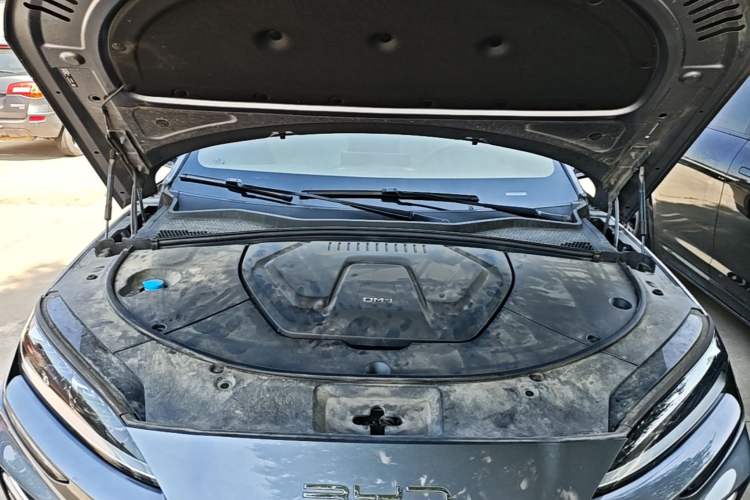 Used BYD Song PLUS New Energy 2024 HONOR Edition DM-i 110km Flagship Model Engine Bay