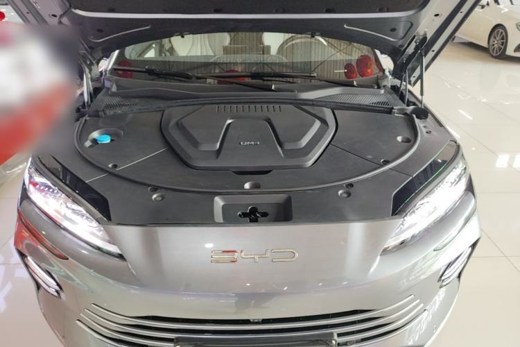 Used BYD Song PLUS New Energy 2024 HONOR Edition DM-i 110km Flagship PLUS Engine Bay