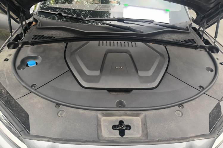 Used BYD Song PLUS New Energy 2024 Honor Edition EV 520km Premium Model Engine Bay