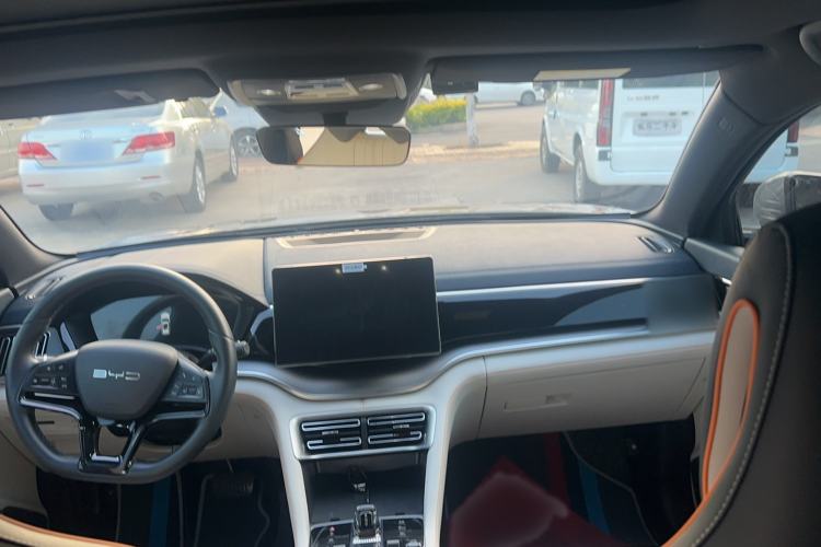 Used BYD Song PLUS New Energy 2024 HONOR Edition DM-i 110km Flagship Model Exterior 12