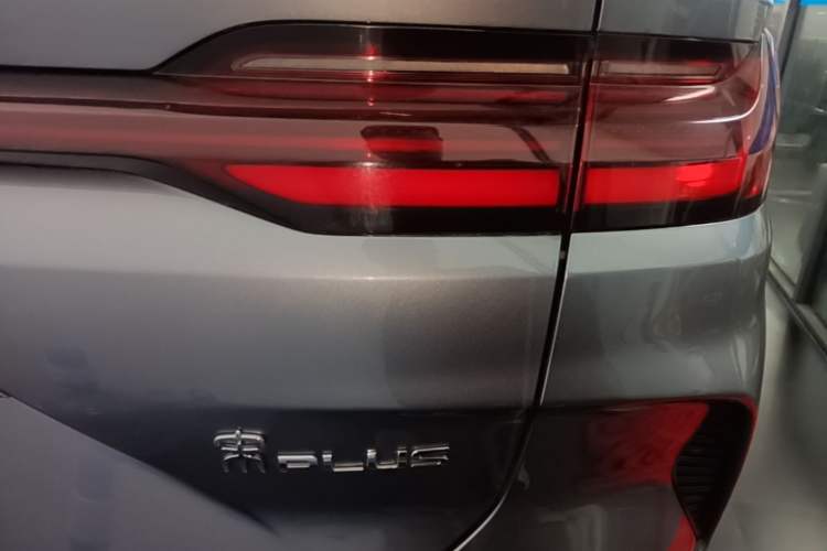 Used BYD Song PLUS New Energy 2024 HONOR Edition DM-i 110km Flagship PLUS Exterior 3