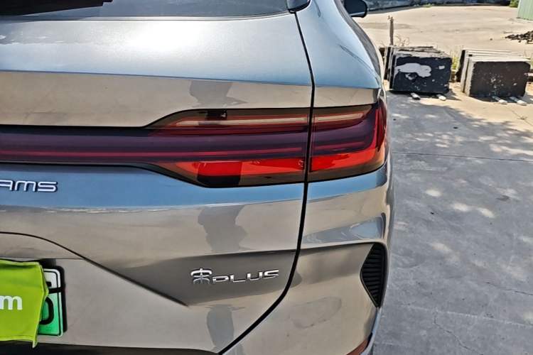 Used BYD Song PLUS New Energy 2024 HONOR Edition DM-i 110km Flagship Model Exterior 3