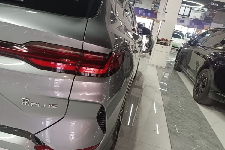 Used BYD Song PLUS New Energy 2024 HONOR Edition DM-i 150km Flagship PLUS Exterior 3