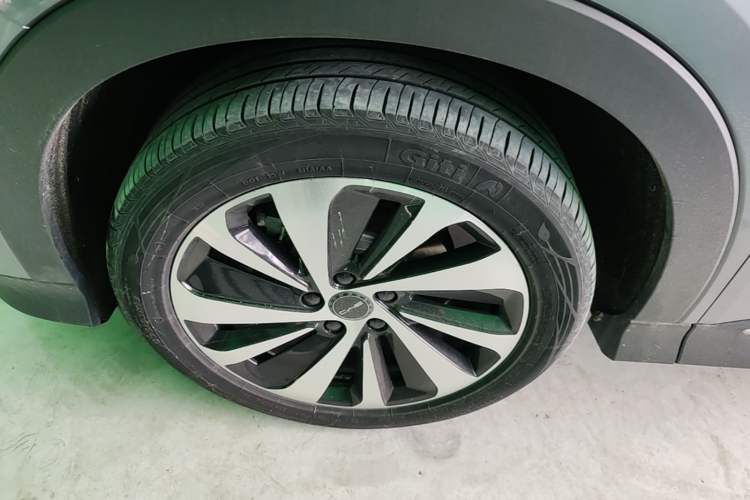 Used BYD Song PLUS New Energy 2024 HONOR Edition DM-i 110km Flagship Model Exterior 4