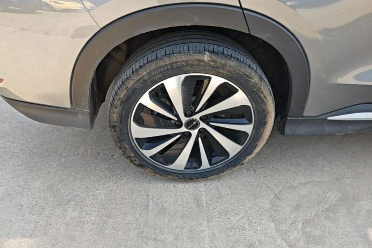 Used BYD Song PLUS New Energy 2024 HONOR Edition DM-i 110km Flagship Model Exterior 5