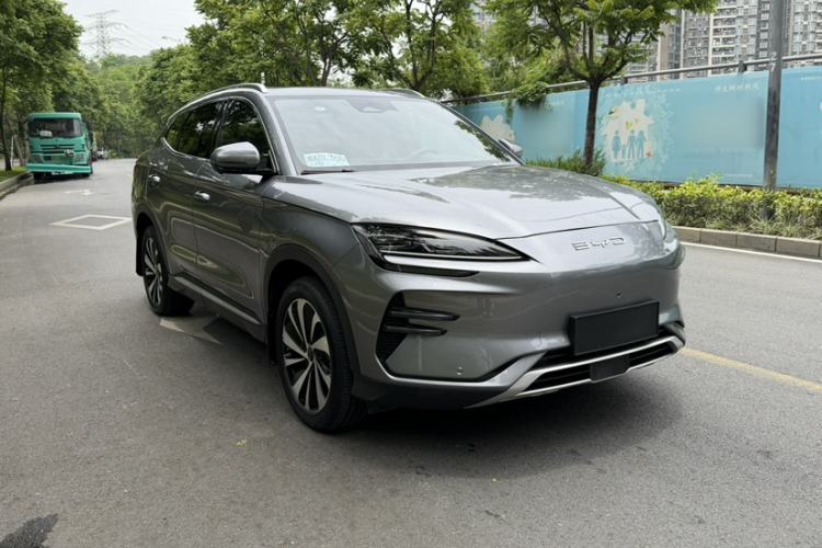 Used BYD Song PLUS New Energy 2024 Honor Edition EV 520km Flagship Model Exterior 6