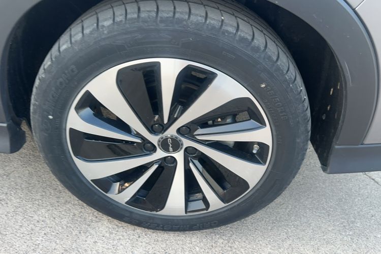 Used BYD Song PLUS New Energy 2024 HONOR Edition DM-i 110km Flagship Model Exterior 9