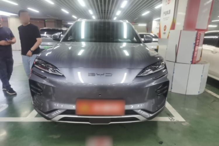 Used BYD Song PLUS New Energy 2024 Honor Edition EV 520km Flagship Model Front
