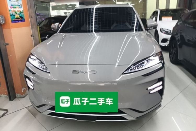 Used BYD Song PLUS New Energy 2024 Honor Edition EV 520km Flagship Model Front