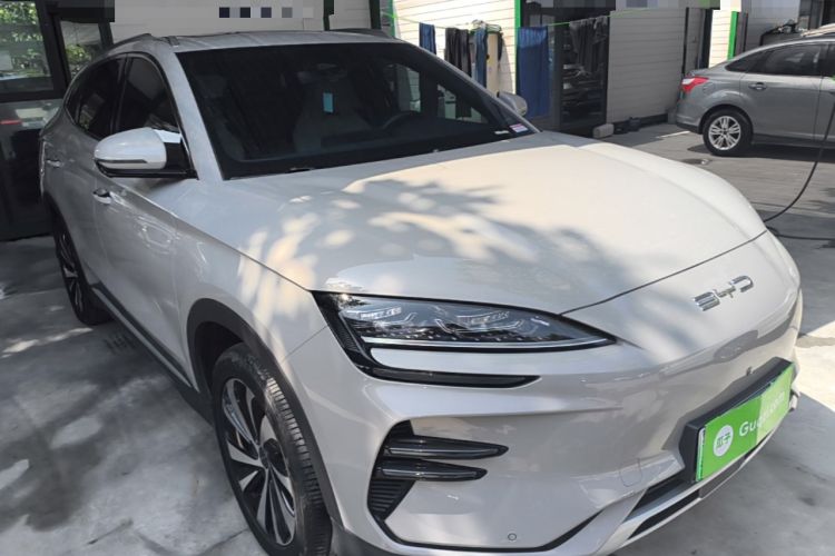 Used BYD Song PLUS New Energy 2024 Honor Edition EV 520km Premium Model Front Right 45 Deg