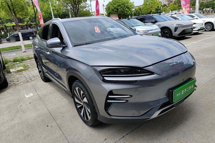 Used BYD Song PLUS New Energy 2024 Honor Edition EV 520km Premium Model Front Right 45 Deg