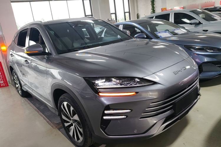 Used BYD Song PLUS New Energy 2024 HONOR Edition DM-i 150km Flagship PLUS Front Right 45 Deg