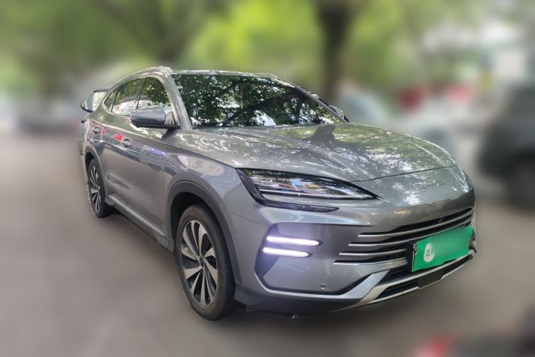 Used BYD Song PLUS New Energy 2024 HONOR Edition DM-i 110km Flagship PLUS Front Right 45 Deg