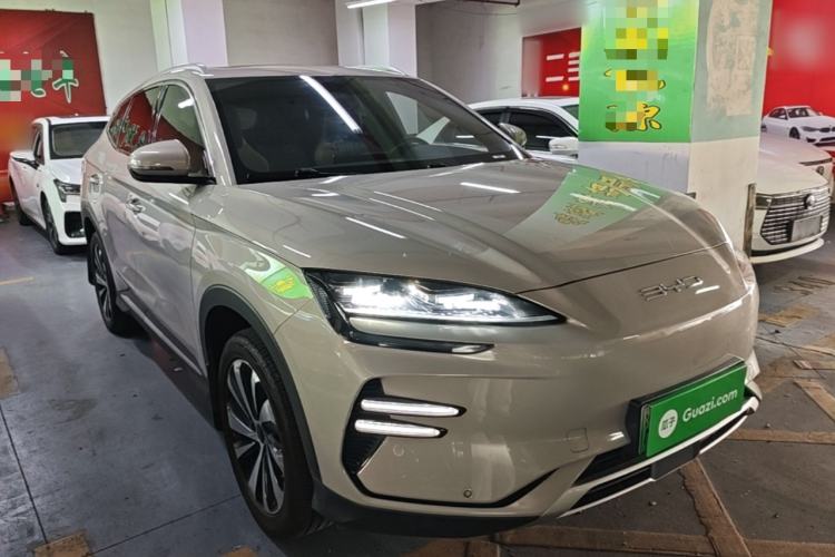 Used BYD Song PLUS New Energy 2024 Honor Edition EV 520km Luxury Model Front Right 45 Deg