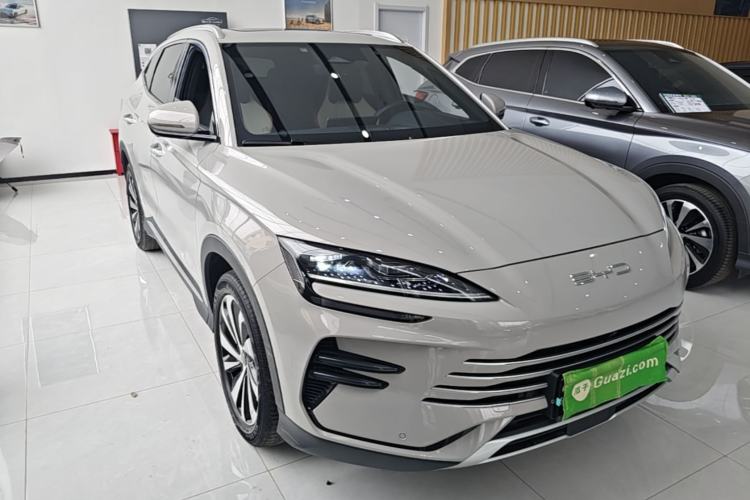 Used BYD Song PLUS New Energy 2024 HONOR Edition DM-i 110km Flagship PLUS Front Right 45 Deg