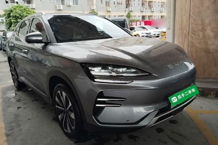 Used BYD Song PLUS New Energy 2024 Honor Edition EV 520km Flagship Model Front Right 45 Deg