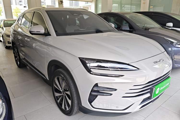 Used BYD Song PLUS New Energy 2024 HONOR Edition DM-i 150km Flagship PLUS Front Right 45 Deg