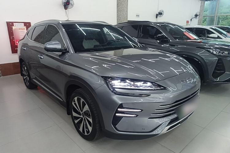 Used BYD Song PLUS New Energy 2024 HONOR Edition DM-i 110km Flagship Model Front Right 45 Deg