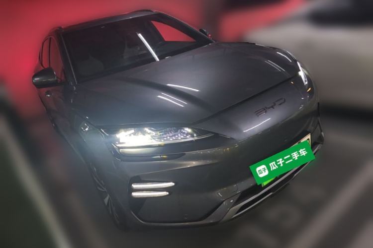 Used BYD Song PLUS New Energy 2024 Honor Edition EV 520km Premium Model Front Right 45 Deg