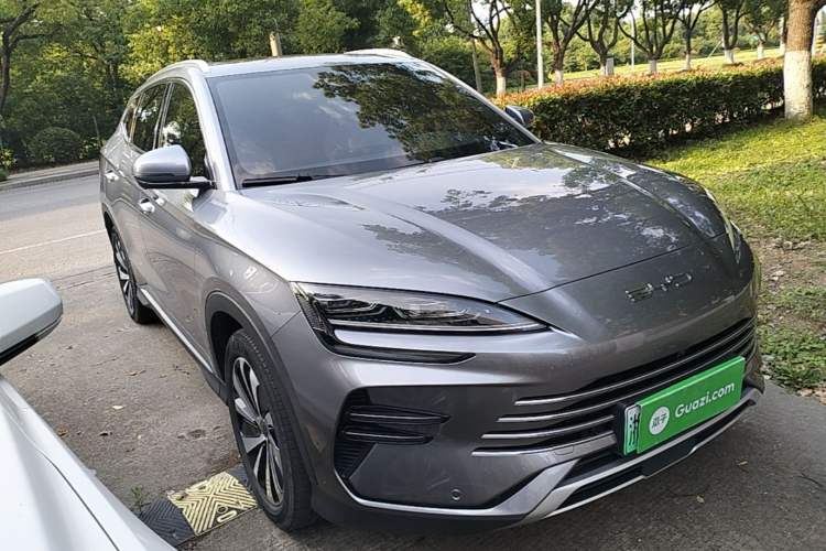 Used BYD Song PLUS New Energy 2024 HONOR Edition DM-i 110km Flagship PLUS Front Right 45 Deg
