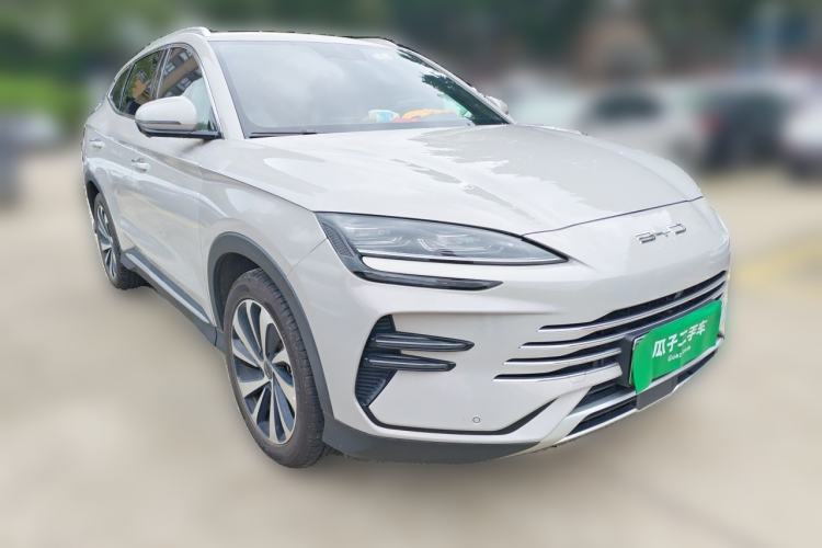 Used BYD Song PLUS New Energy 2024 HONOR Edition DM-i 110km Flagship Model Front Right 45 Deg