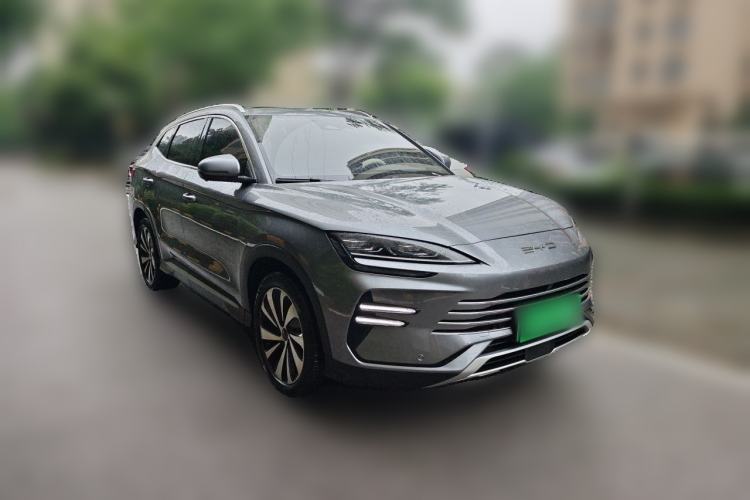 Used BYD Song PLUS New Energy 2024 HONOR Edition DM-i 110km Flagship PLUS Front Right 45 Deg
