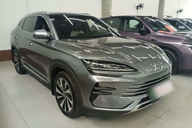 Used BYD Song PLUS New Energy 2024 HONOR Edition DM-i 110km Flagship Model Front Right 45 Deg