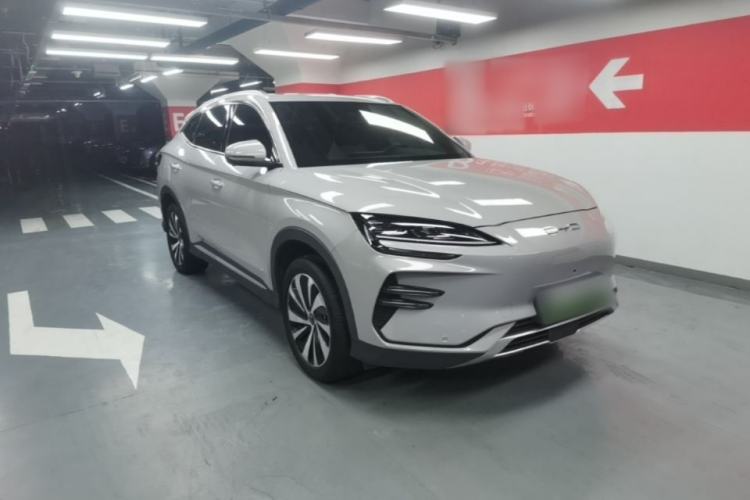 Used BYD Song PLUS New Energy 2024 Honor Edition EV 520km Premium Model Front Right 45 Deg