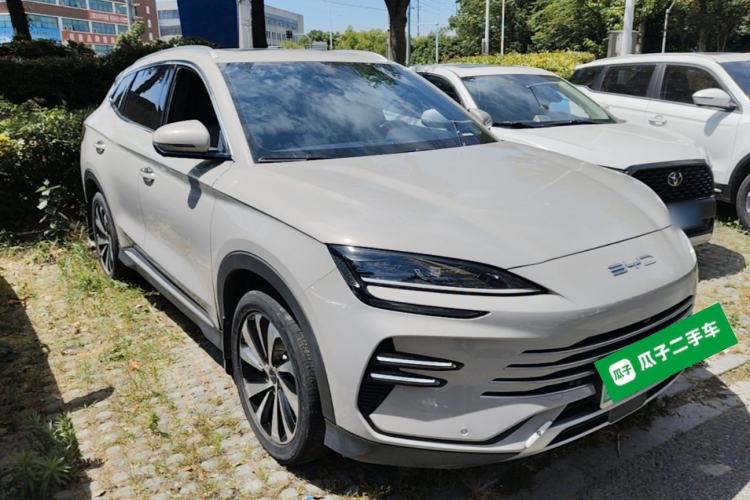 Used BYD Song PLUS New Energy 2024 HONOR Edition DM-i 110km Flagship Model Front Right 45 Deg