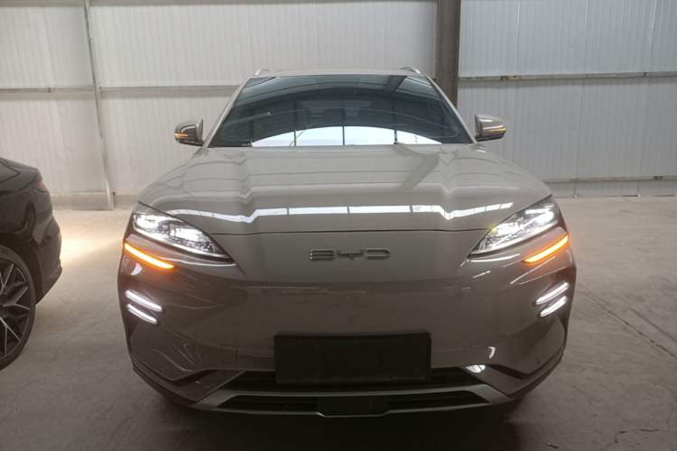 Used BYD Song PLUS New Energy 2024 Honor Edition EV 520km Luxury Model Front