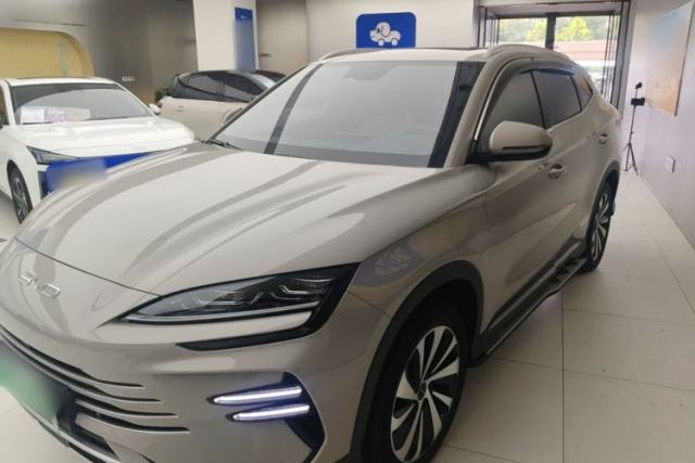 Używany BYD Song PLUS New Energy 2024 HONOR Edition DM-i 71km Luxury Model