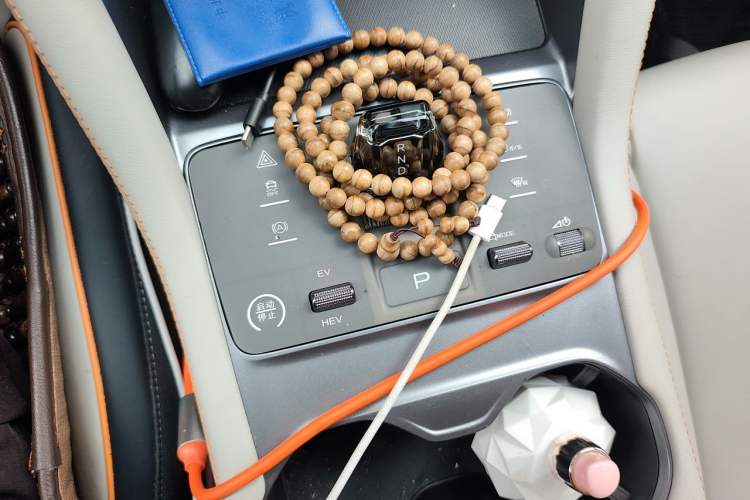 Used BYD Song PLUS New Energy 2024 HONOR Edition DM-i 71km Luxury Model Gear Lever