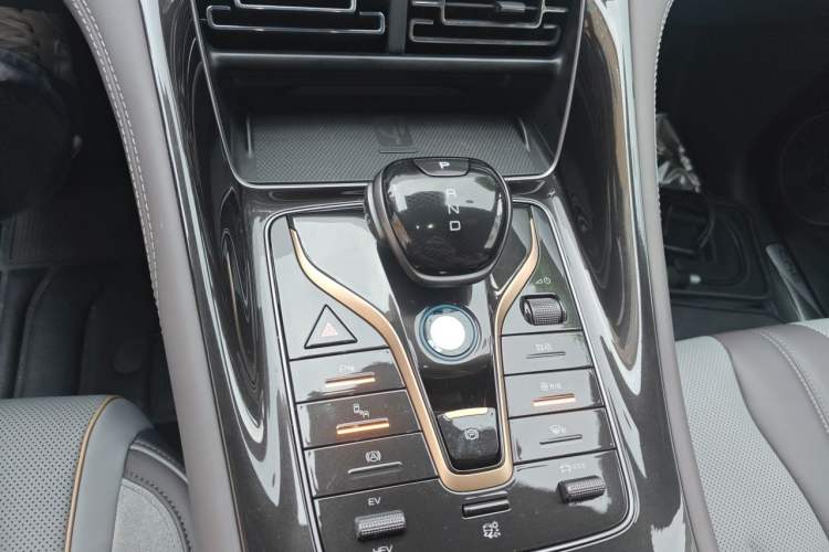 Used BYD Song PLUS New Energy 2024 HONOR Edition DM-i 110km Flagship PLUS Gear Lever