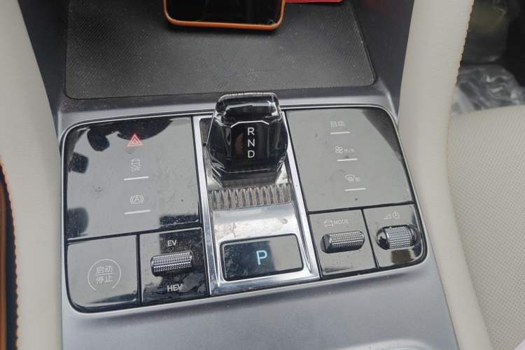 Used BYD Song PLUS New Energy 2024 HONOR Edition DM-i 110km Flagship PLUS Gear Lever