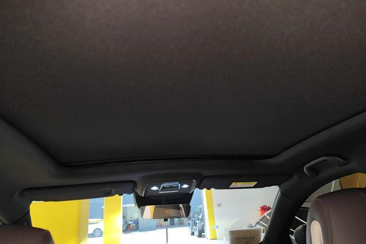 Used BYD Song PLUS New Energy 2024 Honor Edition EV 520km Flagship Model Headliner