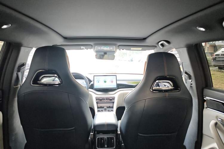 Used BYD Song PLUS New Energy 2024 HONOR Edition DM-i 71km Luxury Model Headliner