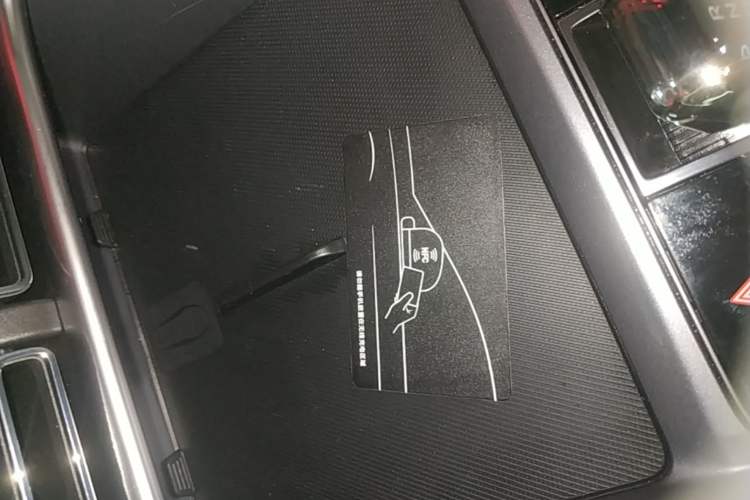 Used BYD Song PLUS New Energy 2024 HONOR Edition DM-i 71km Luxury Model Interior 1