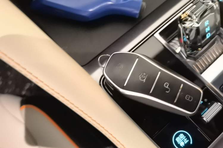 Used BYD Song PLUS New Energy 2024 Honor Edition EV 520km Luxury Model Interior 1