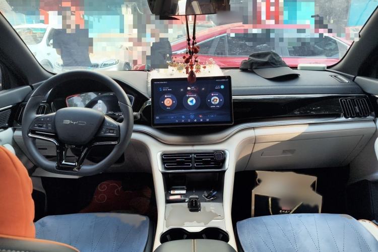 Used BYD Song PLUS New Energy 2024 HONOR Edition DM-i 110km Flagship Model Interior 2