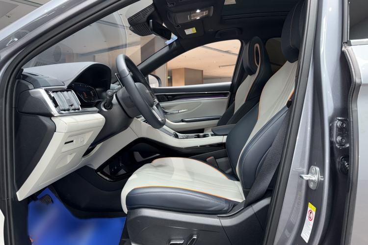 Used BYD Song PLUS New Energy 2024 HONOR Edition DM-i 150km Flagship PLUS Interior 2