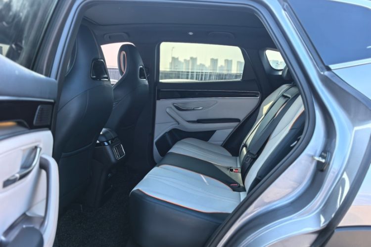 Used BYD Song PLUS New Energy 2024 HONOR Edition DM-i 110km Flagship Model Interior 2