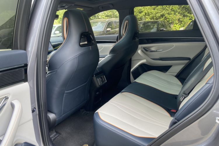 Used BYD Song PLUS New Energy 2024 HONOR Edition DM-i 110km Flagship PLUS Interior 3